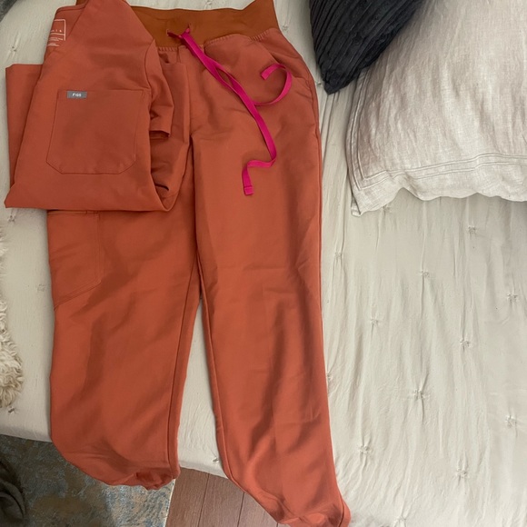 Figs Other Terracotta Figs Scrub Set Poshmark